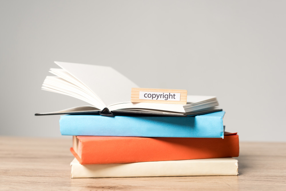 Les enjeux du droit d’auteur à l’ère numérique : défis et opportunités